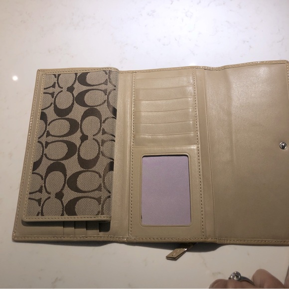 COACH Brown Monogram Canvas & Leather Wallet - Picture 3 of 7